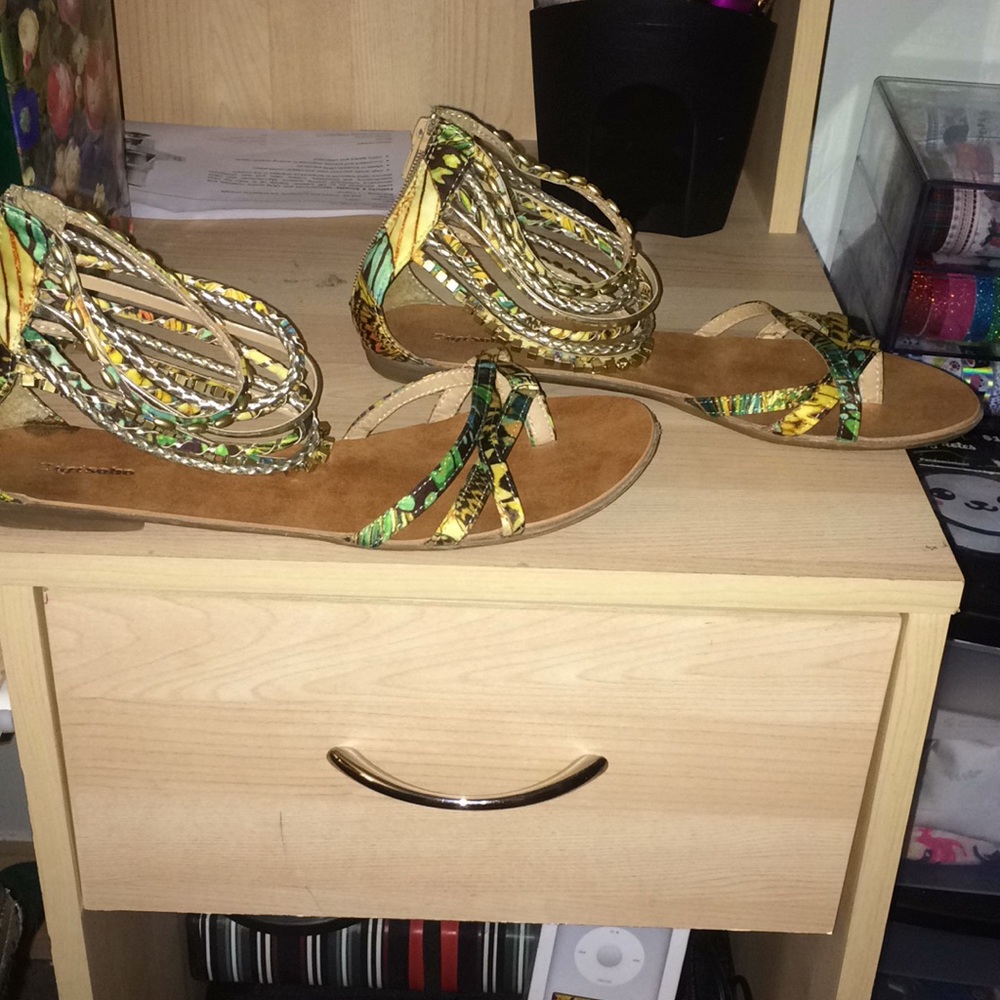 Strappy butterfly sandals